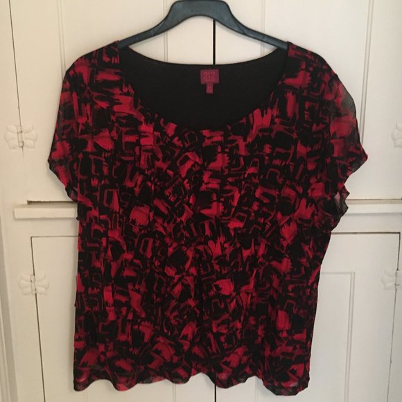 212 Collection Black & Red Short-Sleeved Top - 2X - Picture 1 of 5